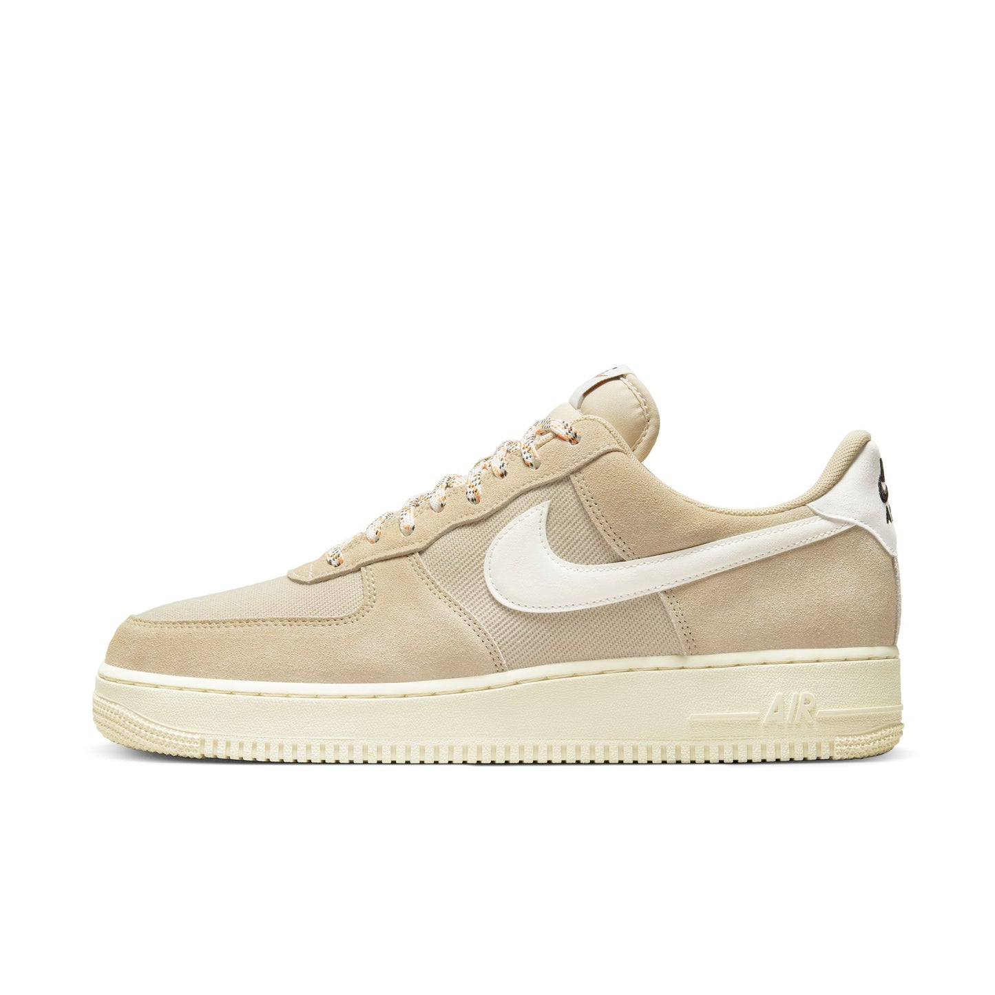 Nike Air Force 1 '07 LV8