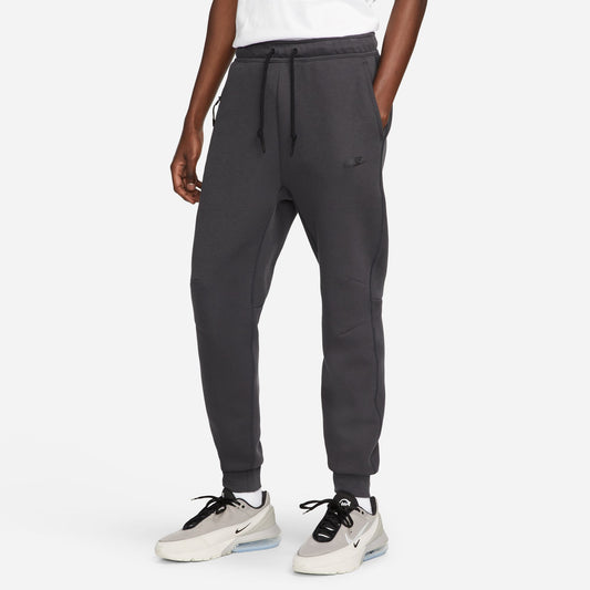 Nike Sportswear Tech Fleece Men's Slim Fit Joggers