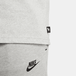 Nike Sportswear Premium Essentials T-Shirt