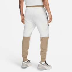 Nike Sportswear Tech Fleece Men's Slim Fit Joggers